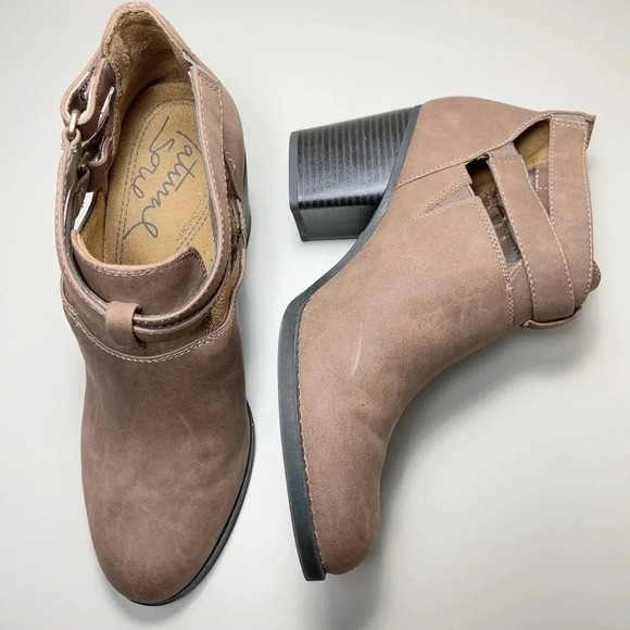 SOUL NATURALIZER | TAN TOBI STRAPY BOOTIE - Picture 2 of 15